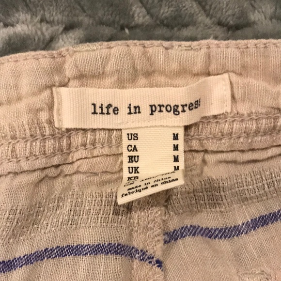 Life in Progress // Blue striped linen shorts - Picture 4 of 5